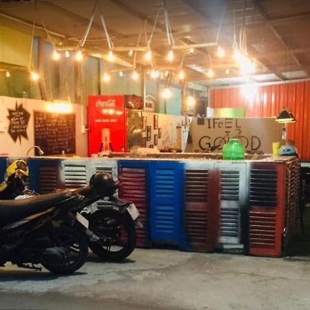 Can Tho Riverside Hostel Binh Thuy Exterior photo